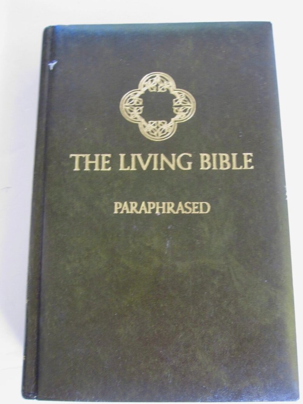 Vintage The Living Bible Paraphrased Green HC Tyndale House 1970s Red Letter Ed.